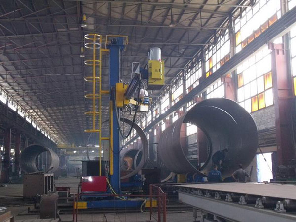 Manipulateurs de soudage pour récipients sous pression