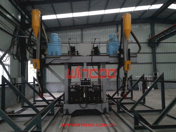 Machine de soudage automatique à poutre en H de type portique LHA