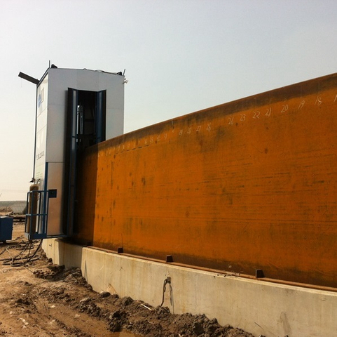 Soudeuse verticale automatique à arc submergé pour réservoir de stockage en acier inoxydable