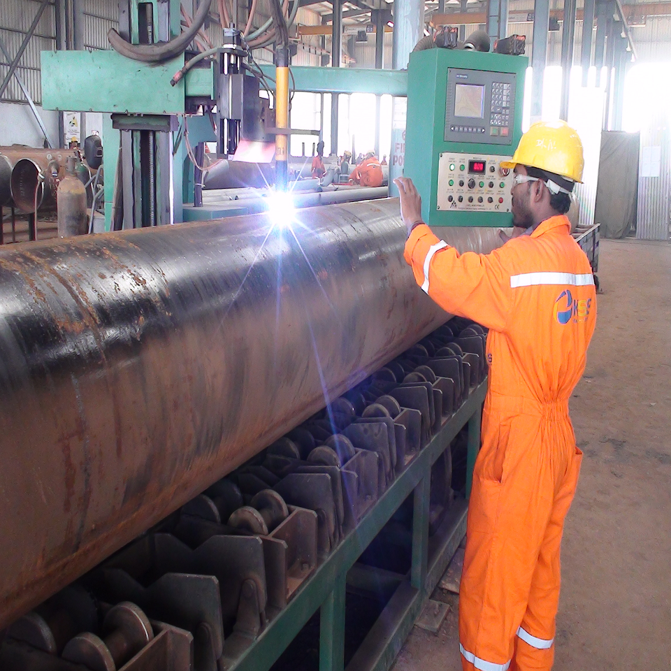 Machine automatique de profilage de tuyau de flamme et de plasma à grande vitesse dans l'usine à gaz d'acier allié