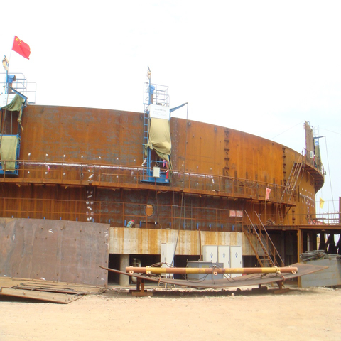 Machine de soudage de réservoir de gaz à basse température