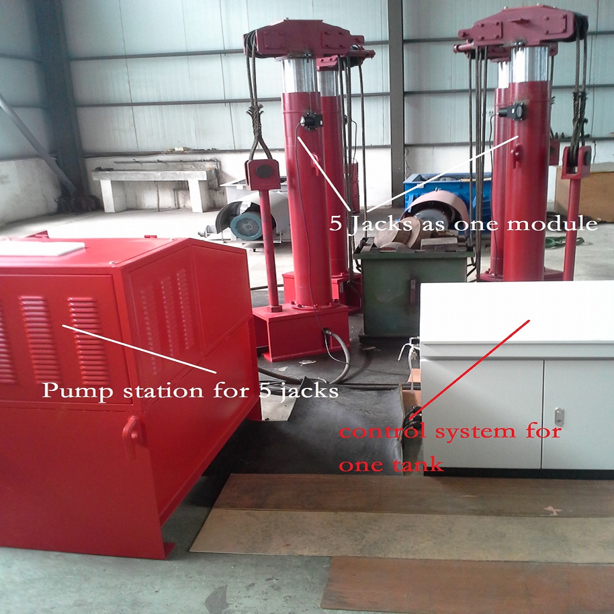 Machine de levage hydraulique de réservoir de stockage de bonne qualité pour le réservoir de GPL